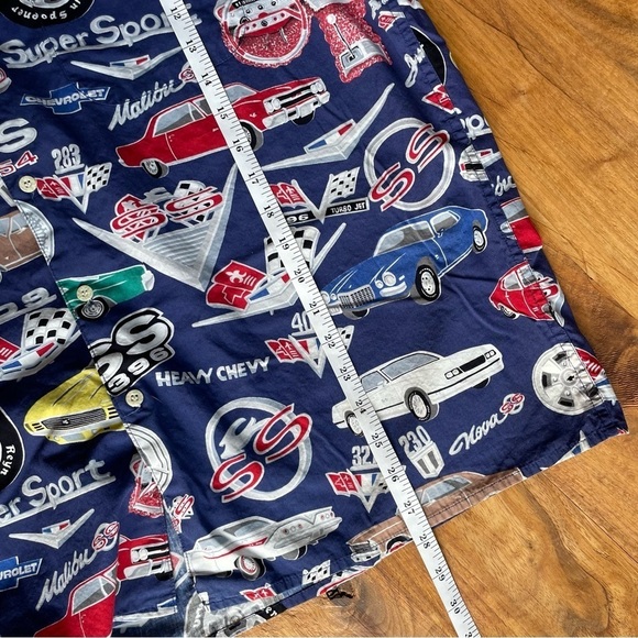 Reyn Spooner American Classics Chevy Hawaiian Shirt - Picture 7 of 8